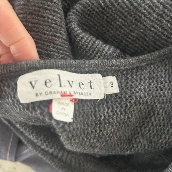 Velvet by graham and spencer Sweater - Picture 4 of 4